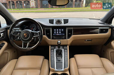Внедорожник / Кроссовер Porsche Macan 2018 в 