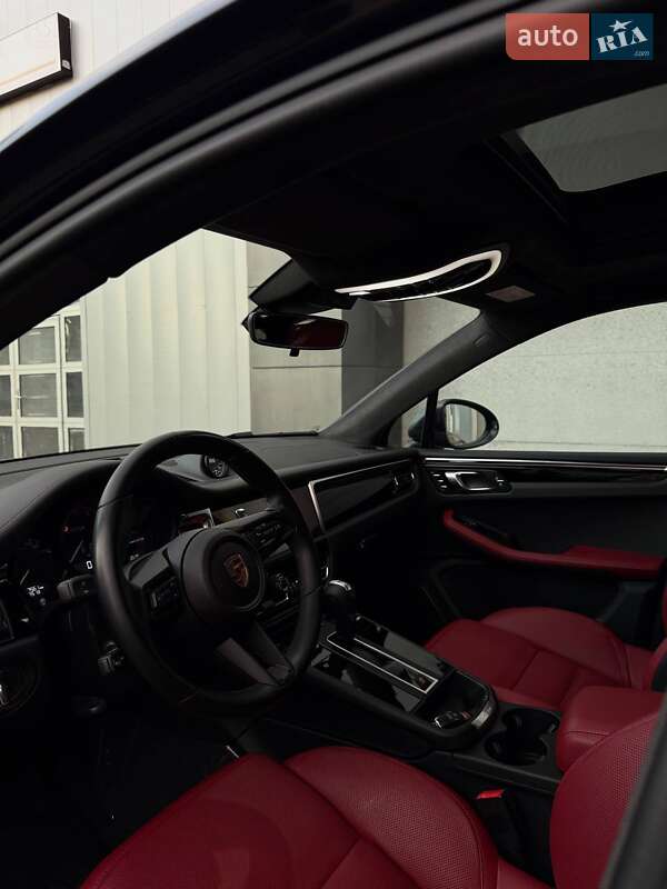 Внедорожник / Кроссовер Porsche Macan 2024 в Львове