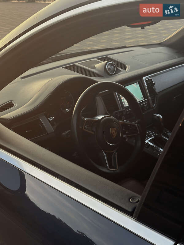 Внедорожник / Кроссовер Porsche Macan 2015 в Черновцах фото 10 Внедорожник / Кроссовер Porsche Macan 2015 в Черновцах