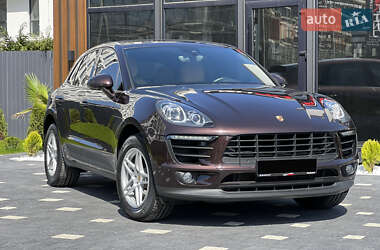 Позашляховик / Кросовер Porsche Macan 2016 в Ужгороді