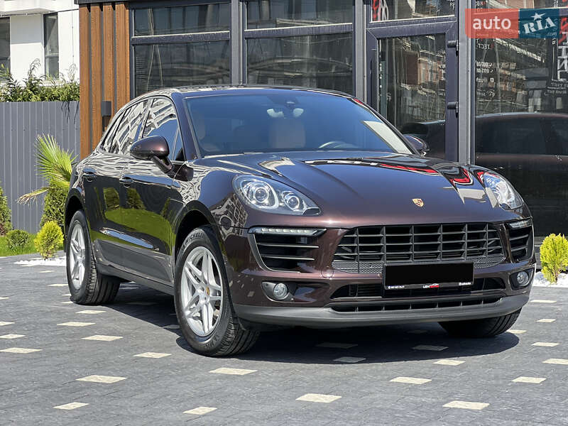 Porsche Macan 2016