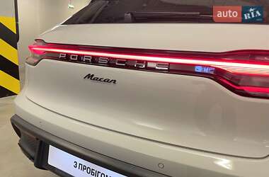 Внедорожник / Кроссовер Porsche Macan 2024 в 
