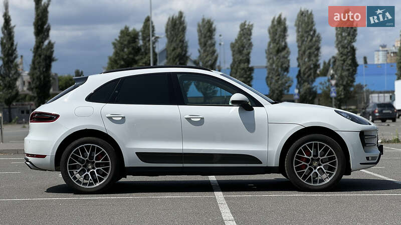 Внедорожник / Кроссовер Porsche Macan 2014 в Киеве