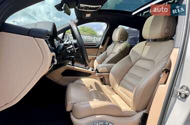 Внедорожник / Кроссовер Porsche Macan 2022 в 