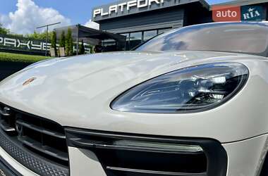 Внедорожник / Кроссовер Porsche Macan 2022 в 