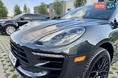 Внедорожник / Кроссовер Porsche Macan 2018 в 