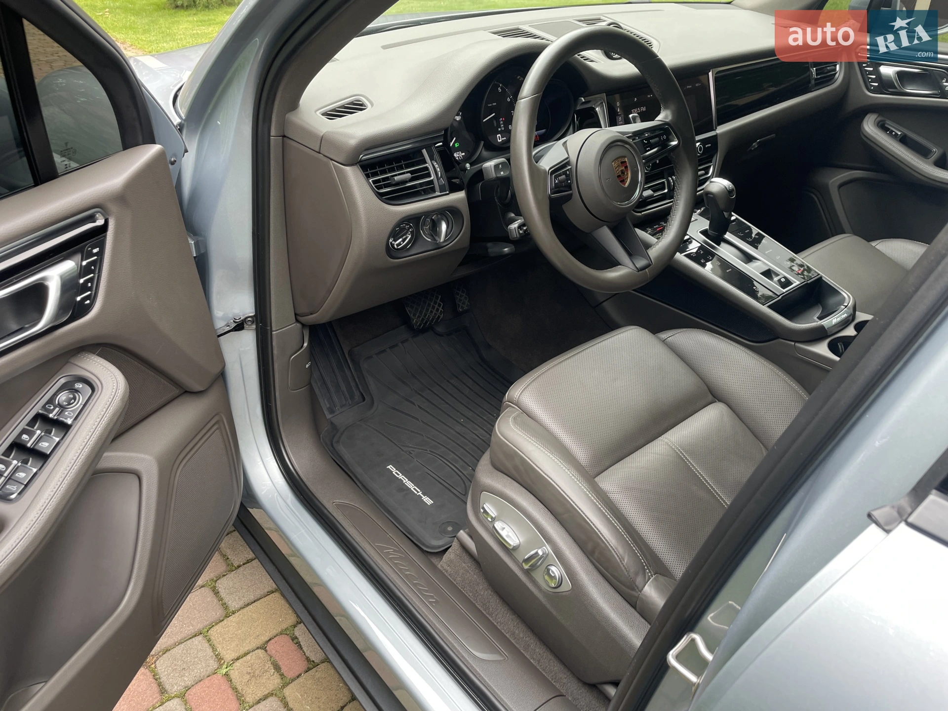 Porsche Macan 2023 VIN WP1AA2A55PLB15966 фото оголошення 15 з 41
