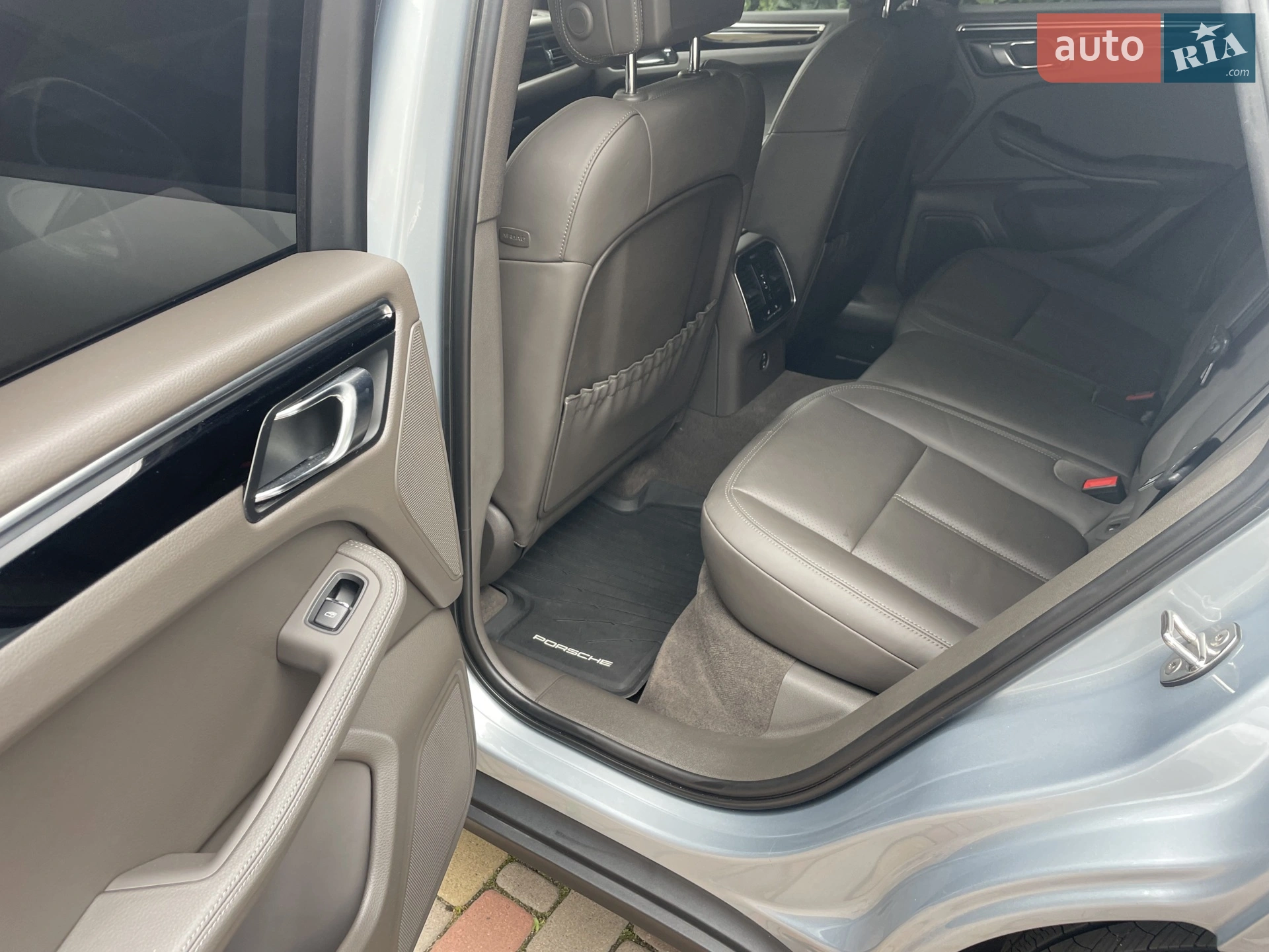 Porsche Macan 2023 VIN WP1AA2A55PLB15966 фото оголошення 17 з 41