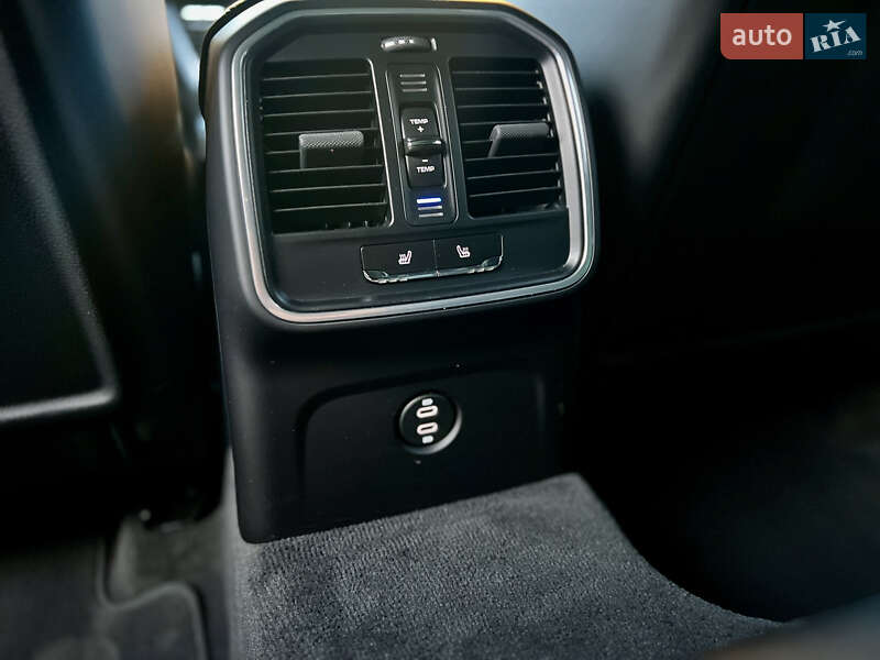 Внедорожник / Кроссовер Porsche Macan 2021 в Киеве фото 15 Внедорожник / Кроссовер Porsche Macan 2021 в Киеве