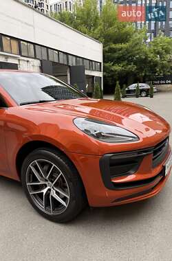 Внедорожник / Кроссовер Porsche Macan 2022 в 
