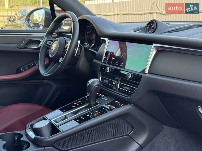 Позашляховик / Кросовер Porsche Macan 2023 в Києві