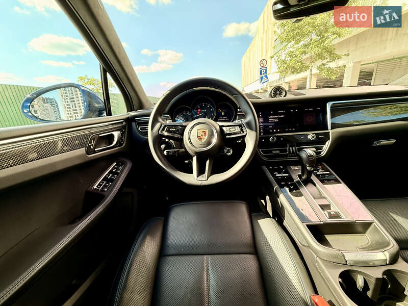 Внедорожник / Кроссовер Porsche Macan 2023 в Киеве