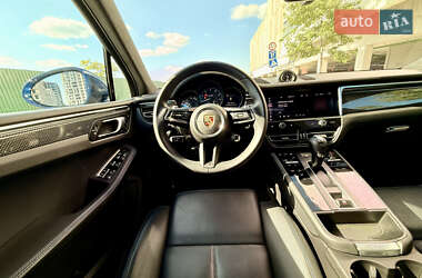 Внедорожник / Кроссовер Porsche Macan 2023 в 