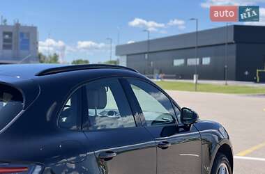 Внедорожник / Кроссовер Porsche Macan 2024 в 