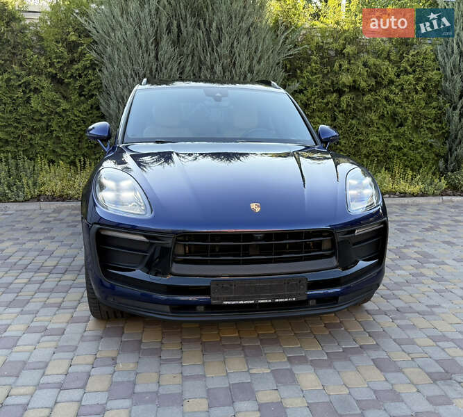 Porsche Macan 2021