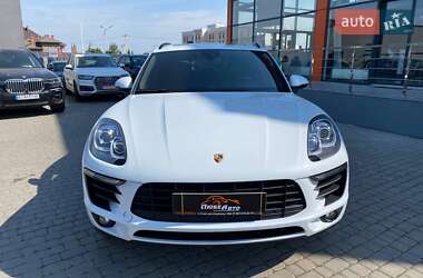 Внедорожник / Кроссовер Porsche Macan 2018 в 