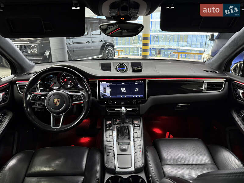 Внедорожник / Кроссовер Porsche Macan 2017 в Одессе