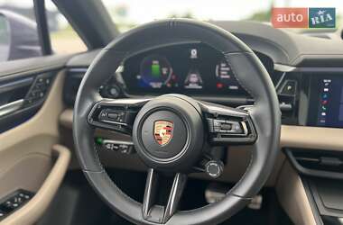 Внедорожник / Кроссовер Porsche Macan 2024 в 