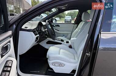 Внедорожник / Кроссовер Porsche Macan 2024 в 