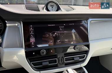 Внедорожник / Кроссовер Porsche Macan 2024 в 