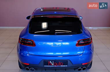 Внедорожник / Кроссовер Porsche Macan 2016 в 