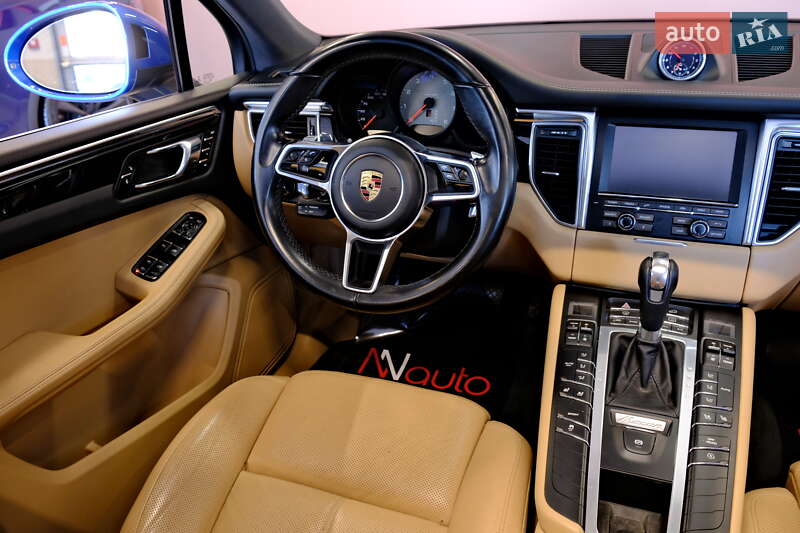 Позашляховик / Кросовер Porsche Macan 2016 в Одесі