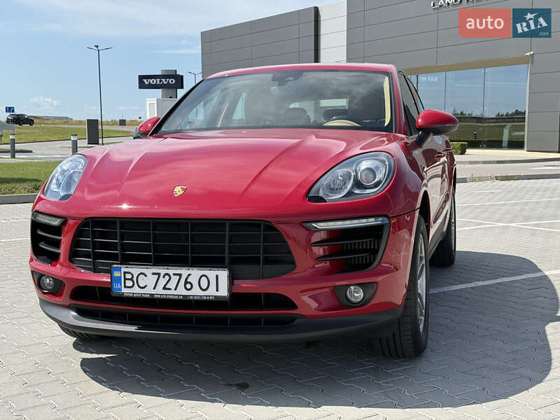 Внедорожник / Кроссовер Porsche Macan 2017 в 