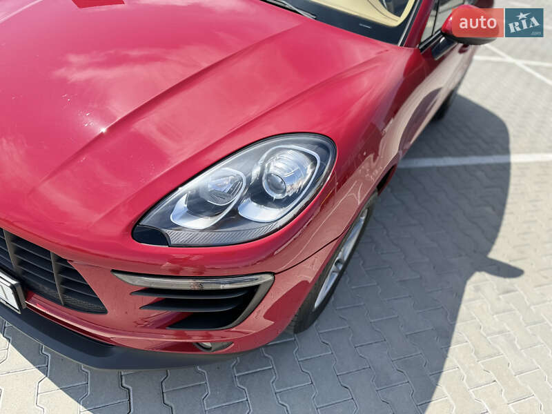 Позашляховик / Кросовер Porsche Macan 2017 в Львові