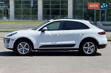 Внедорожник / Кроссовер Porsche Macan 2018 в 