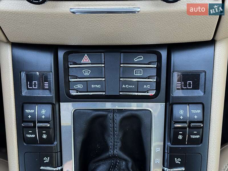 Внедорожник / Кроссовер Porsche Macan 2018 в Днепре фото 35 Внедорожник / Кроссовер Porsche Macan 2018 в Днепре