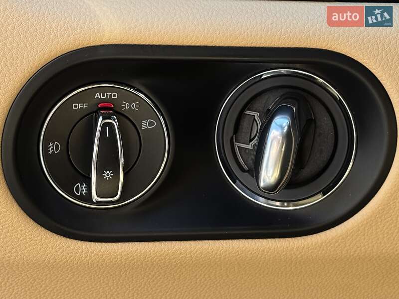 Внедорожник / Кроссовер Porsche Macan 2018 в Днепре фото 37 Внедорожник / Кроссовер Porsche Macan 2018 в Днепре