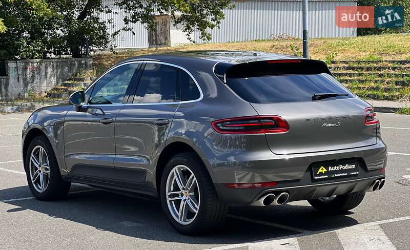 Внедорожник / Кроссовер Porsche Macan 2015 в Киеве