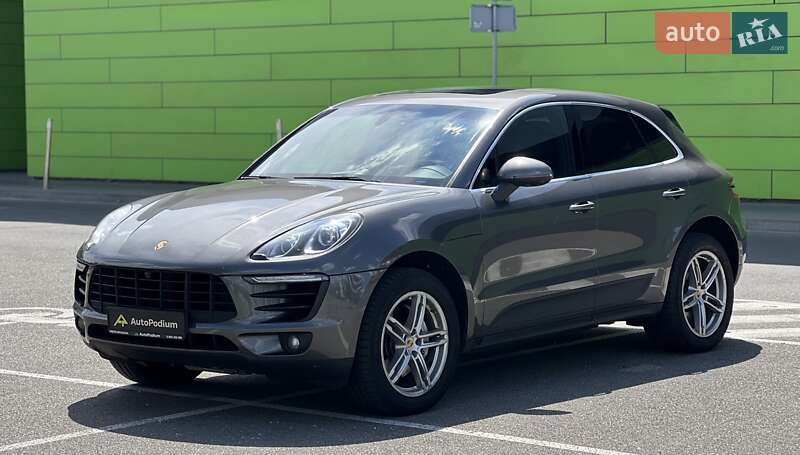 Внедорожник / Кроссовер Porsche Macan 2015 в Киеве