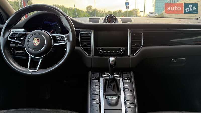 Внедорожник / Кроссовер Porsche Macan 2017 в Киеве фото 26 Внедорожник / Кроссовер Porsche Macan 2017 в Киеве