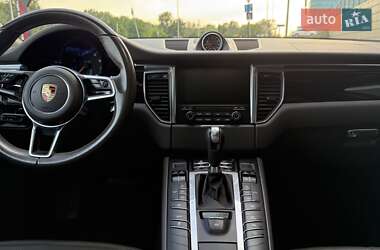 Внедорожник / Кроссовер Porsche Macan 2017 в 
