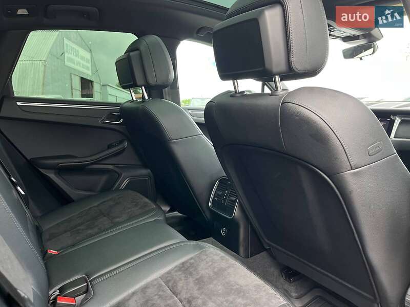 Позашляховик / Кросовер Porsche Macan 2020 в Львові