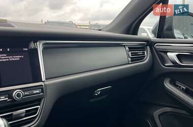 Внедорожник / Кроссовер Porsche Macan 2020 в 