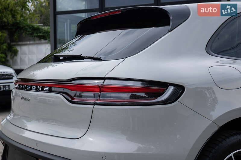 Внедорожник / Кроссовер Porsche Macan 2022 в Киеве