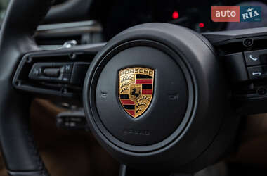 Внедорожник / Кроссовер Porsche Macan 2022 в 