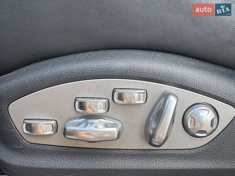 Внедорожник / Кроссовер Porsche Macan 2015 в Киеве