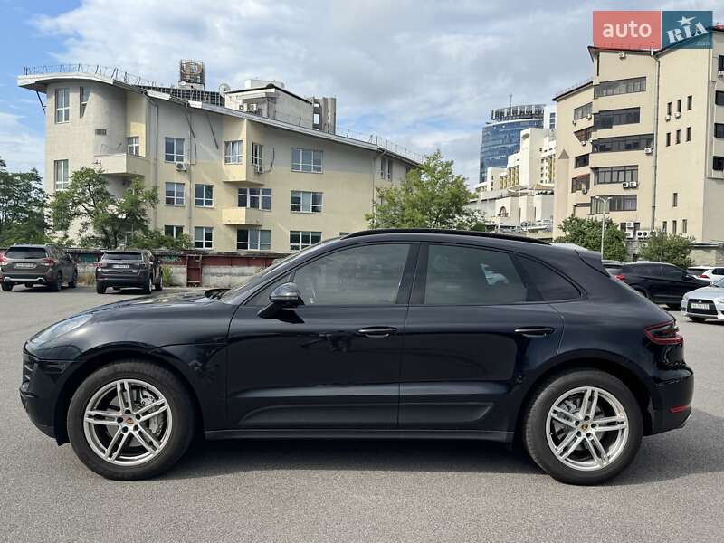 Внедорожник / Кроссовер Porsche Macan 2015 в Киеве