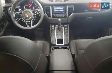 Позашляховик / Кросовер Porsche Macan 2017 в 