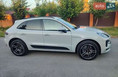 Внедорожник / Кроссовер Porsche Macan 2019 в 