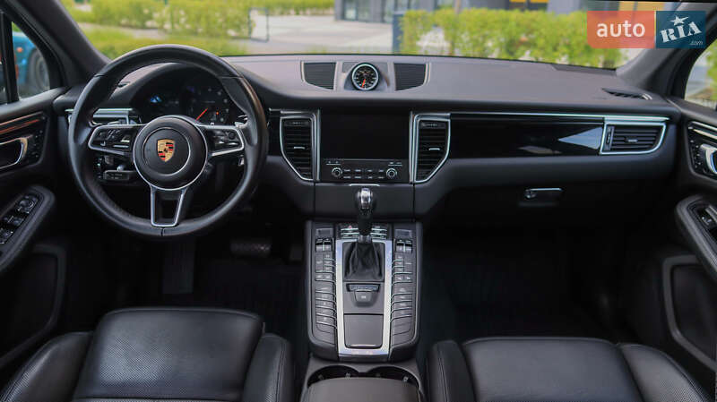 Позашляховик / Кросовер Porsche Macan 2018 в Києві