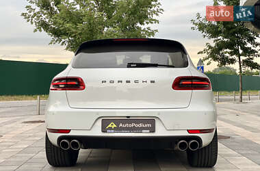 Внедорожник / Кроссовер Porsche Macan 2016 в 