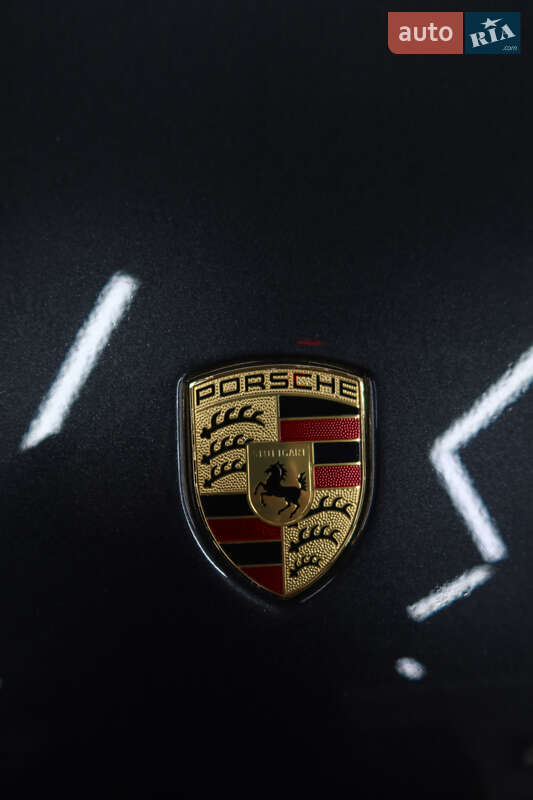 Внедорожник / Кроссовер Porsche Macan 2021 в Киеве