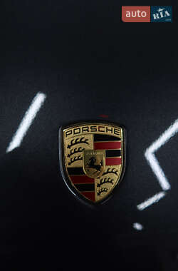 Внедорожник / Кроссовер Porsche Macan 2021 в 