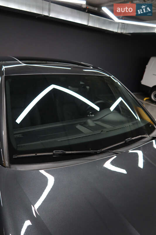 Внедорожник / Кроссовер Porsche Macan 2021 в Киеве