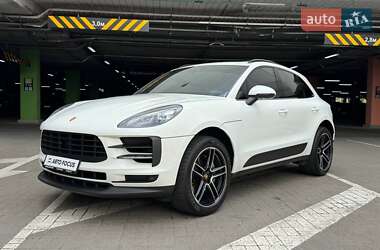 Позашляховик / Кросовер Porsche Macan 2019 в 