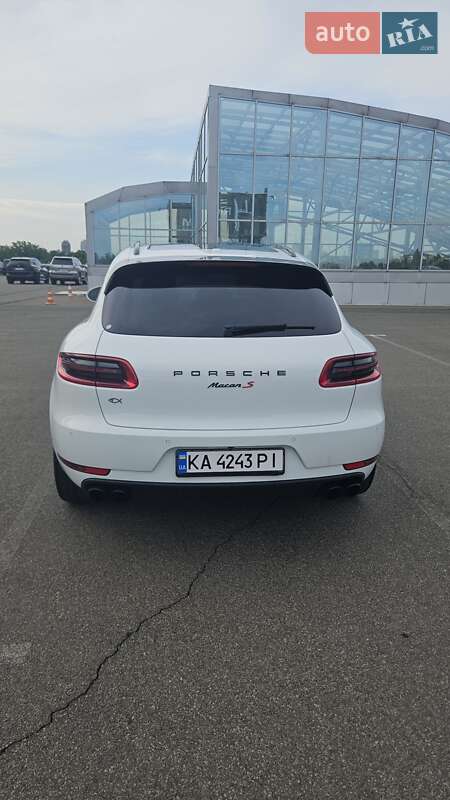 Внедорожник / Кроссовер Porsche Macan 2018 в Киеве